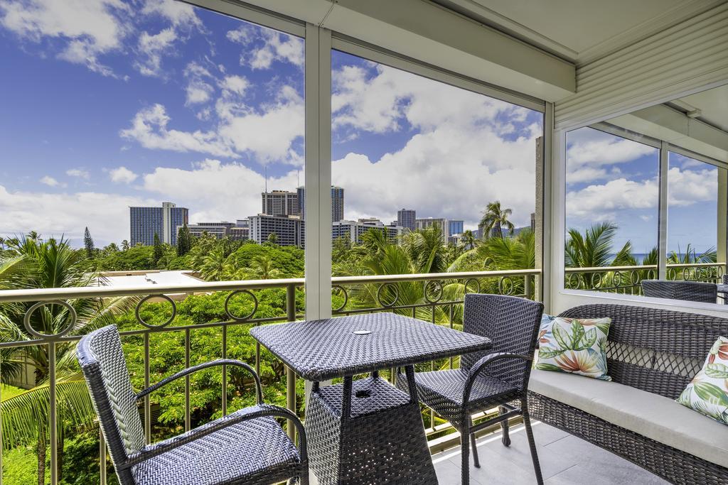 Appartement Waikiki Shore 515 Beachfront & Upgrade à Honolulu Extérieur photo